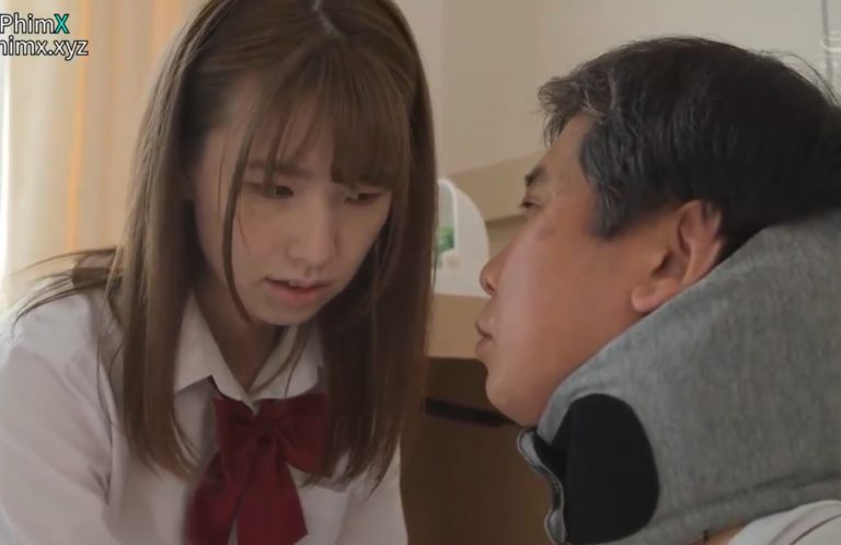 The daughter-in-law intensely dislikes her father-in-law who is hospitalized and forced to satisfy his sexual needs, ejaculating into her vagina.