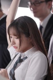 Nữ Sinh Thuần Khiết Sa Ngã Vì Thuốc Kích Dục Trên Tàu Điện