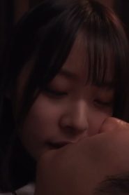 Em Gái Phụ Bán Thời Gian Là “Quỷ Thần Hôn”, Tôi Không Kìm Được Nên Quên Bạn Gái Mà Làm Tình Cả Cuối Tuần Không Ngừng Nghỉ