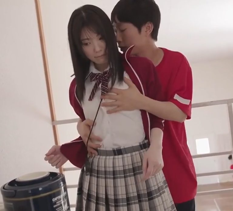 Quản Lý Gái Xinh Body Siêu Mảnh Làm “Pet” Giải Toả Mọi Lúc