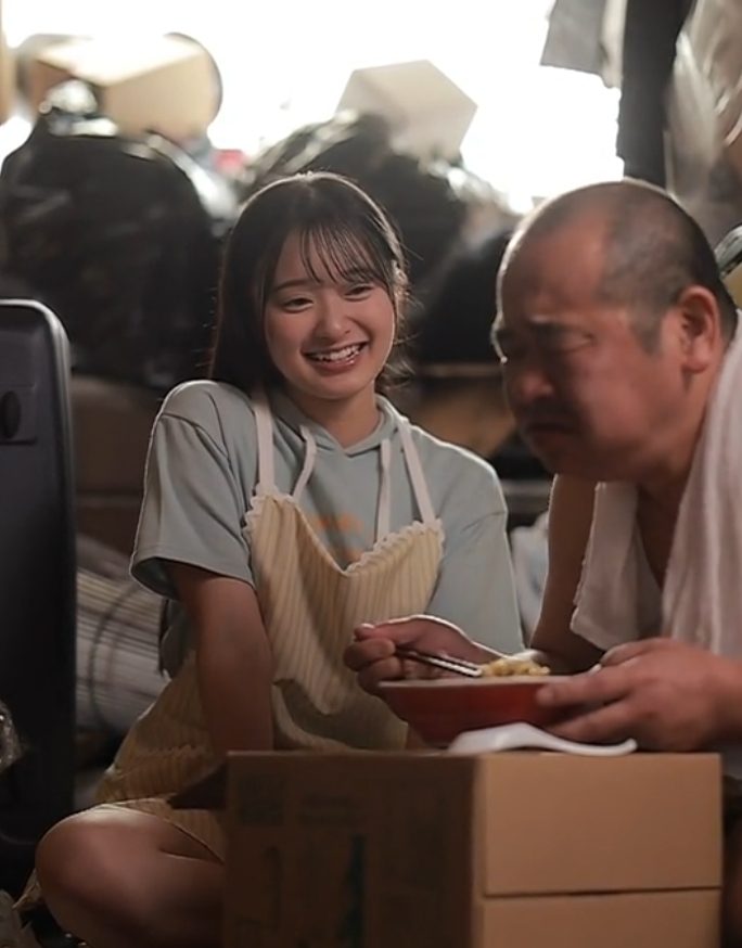 Nhà Rác Rưởi, Ông Chú Hikikomori Tình Dục Biến Thái Được Cô Gái Xinh Đẹp “Hỗ Trợ” Tình Dục