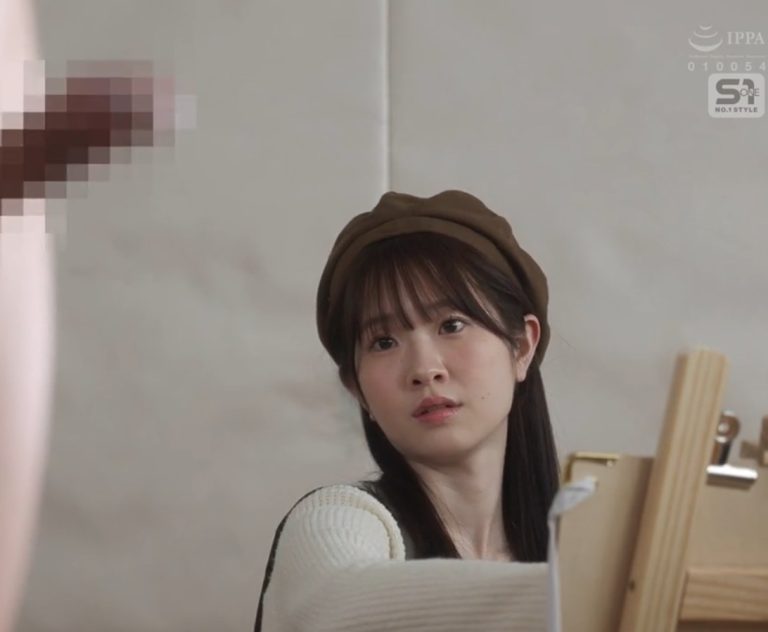 “Muốn Được Mọi Người Cần Đến…” Cô Gái Mỹ Thuật Cô Đơn Tự Nguyện Làm Mẫu Nude Xấu Hổ